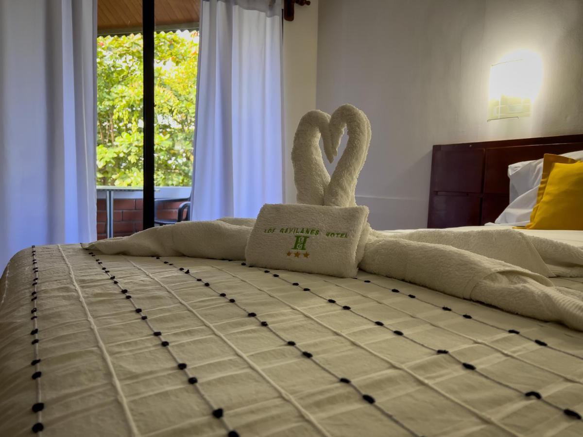 Los Gavilanes Hotel Pucallpa Bagian luar foto