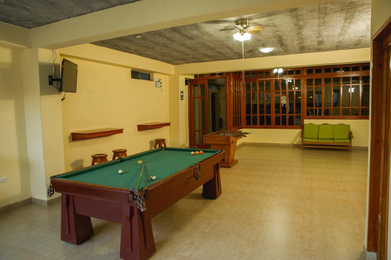 Los Gavilanes Hotel Pucallpa Bagian luar foto